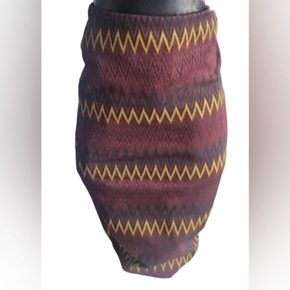 Zara Trafaluc Zigzag Patterned Fitted Skirt L - Picture 2 of 6